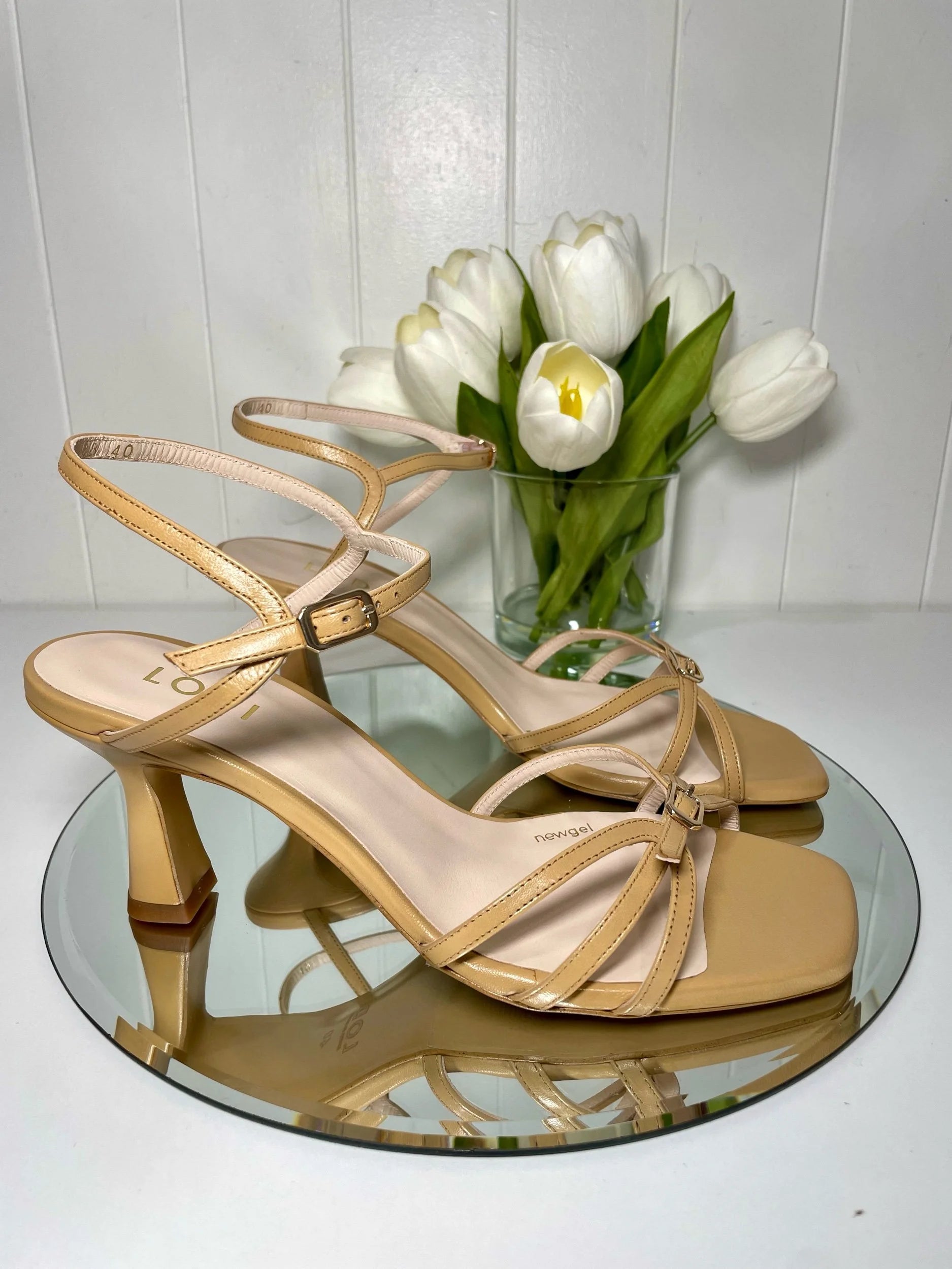 Lodi Luki Camel Sandal Low