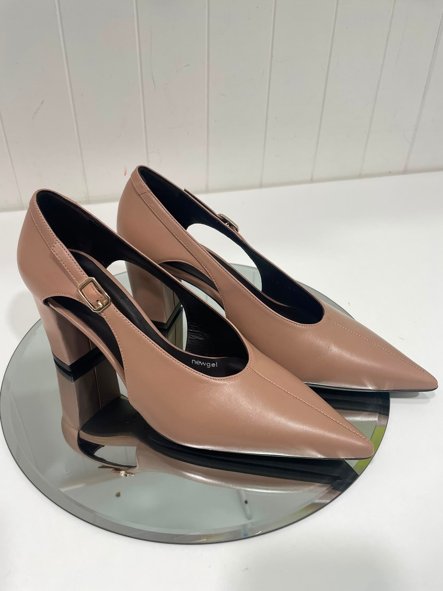 Lodi Nelson Clay Block Court Heel