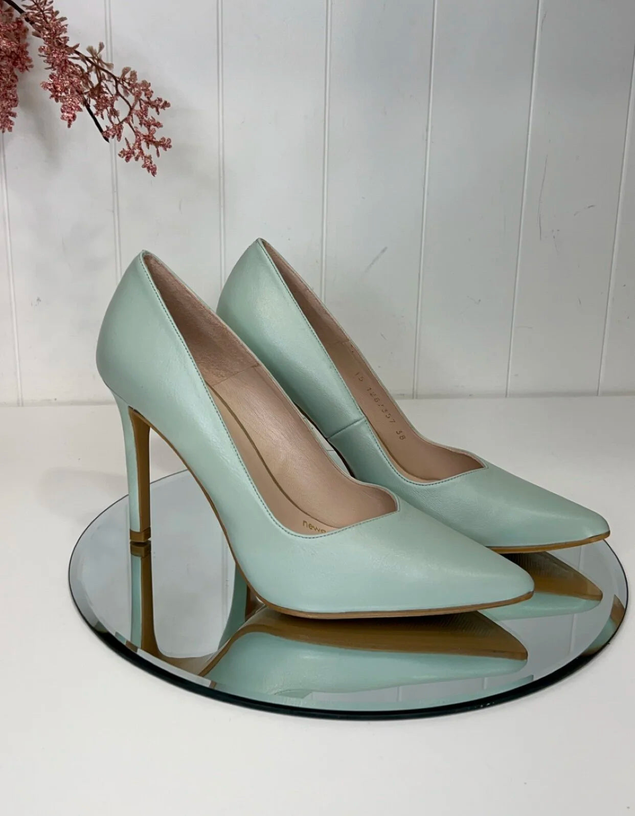 Lodi Mint Green Court