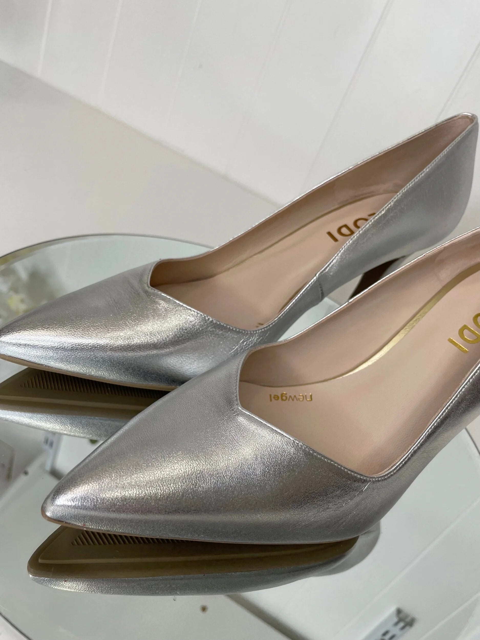 Lodi Rabot High Heel Silver Court