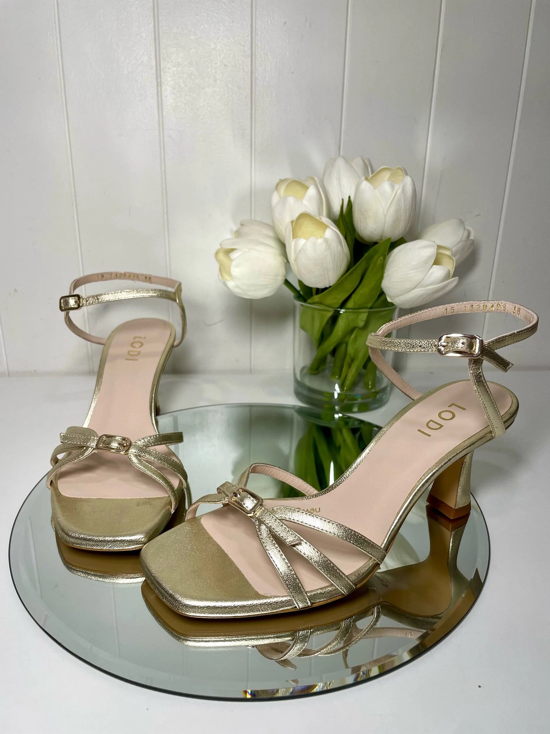Lodi Luki Gold Sandal Low
