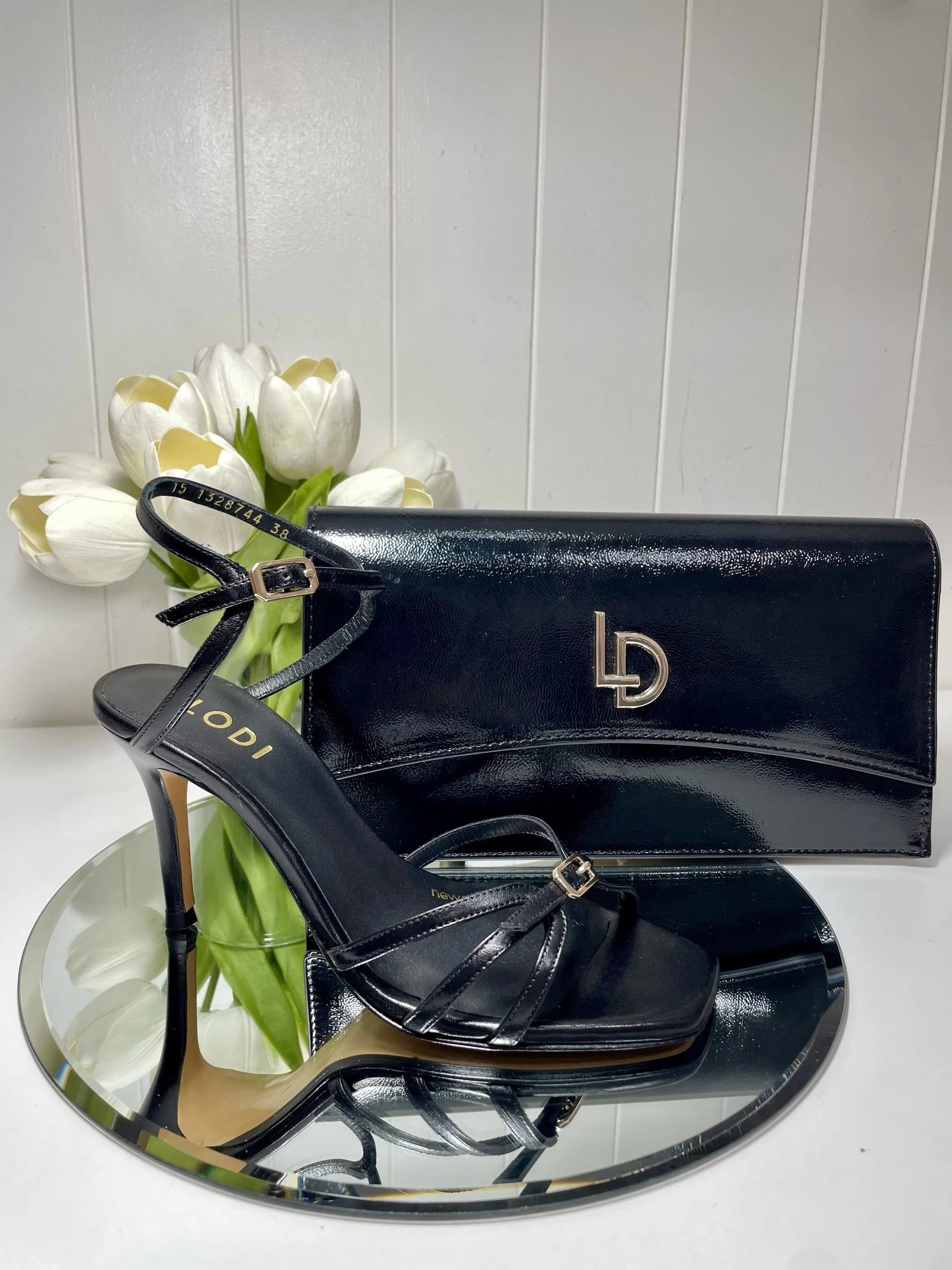 Lodi Salca Black Sandal High
