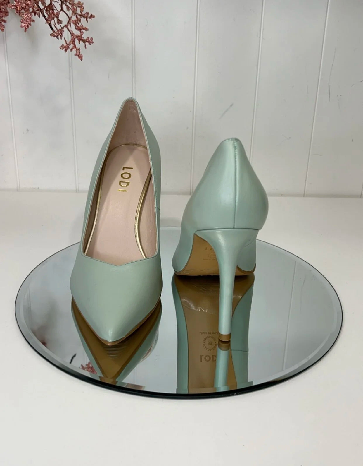 Lodi Mint Green Court