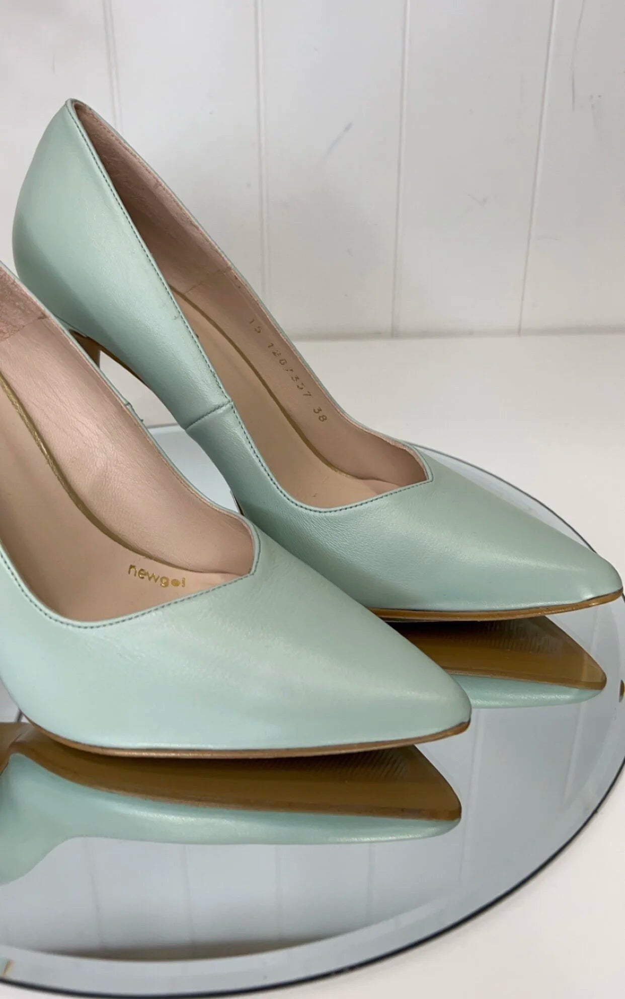 Lodi Mint Green Court
