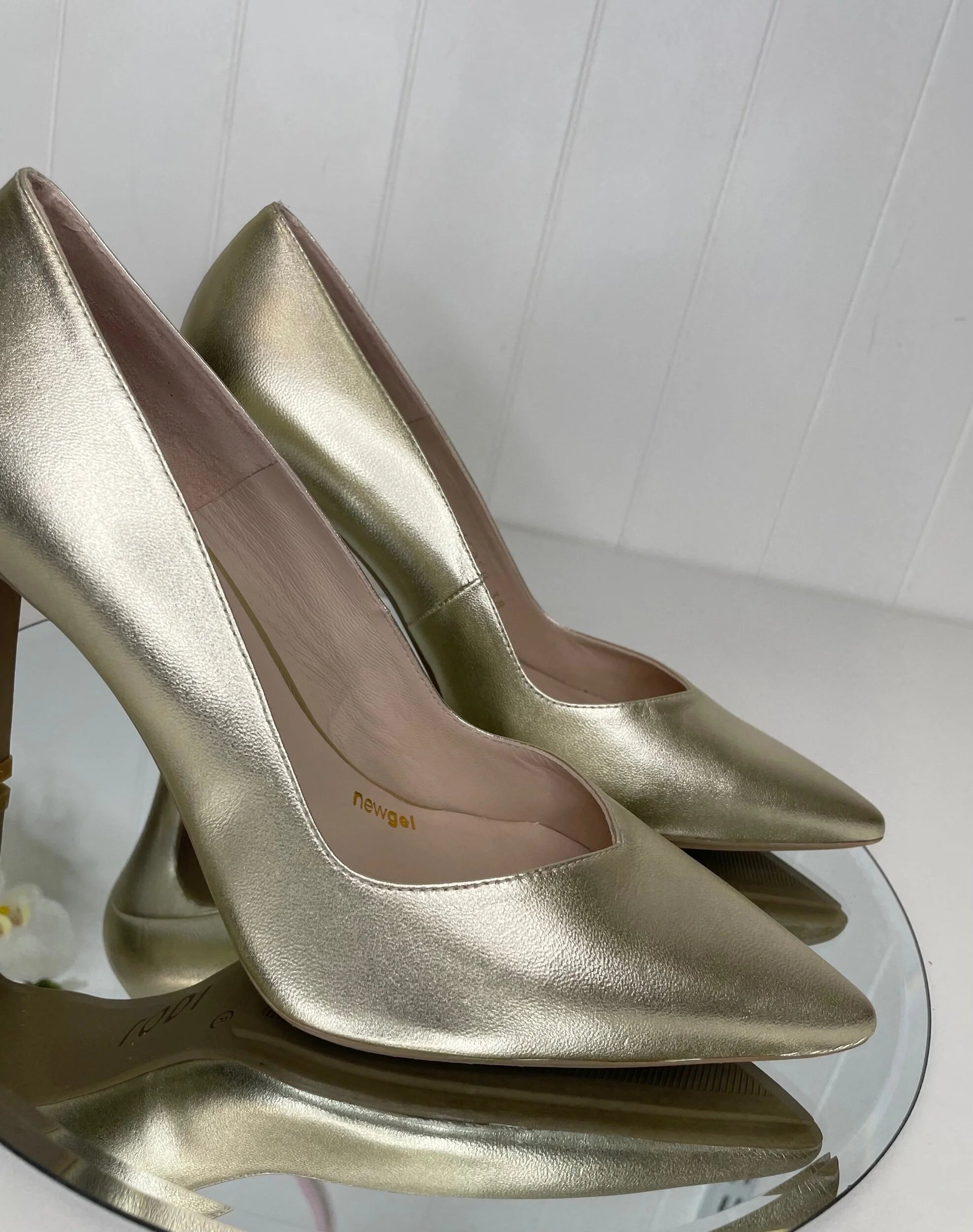 Lodi Rabot High Heel Gold Court