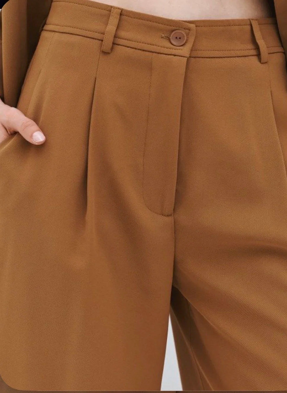 Carla Caramel Bermuda Shorts