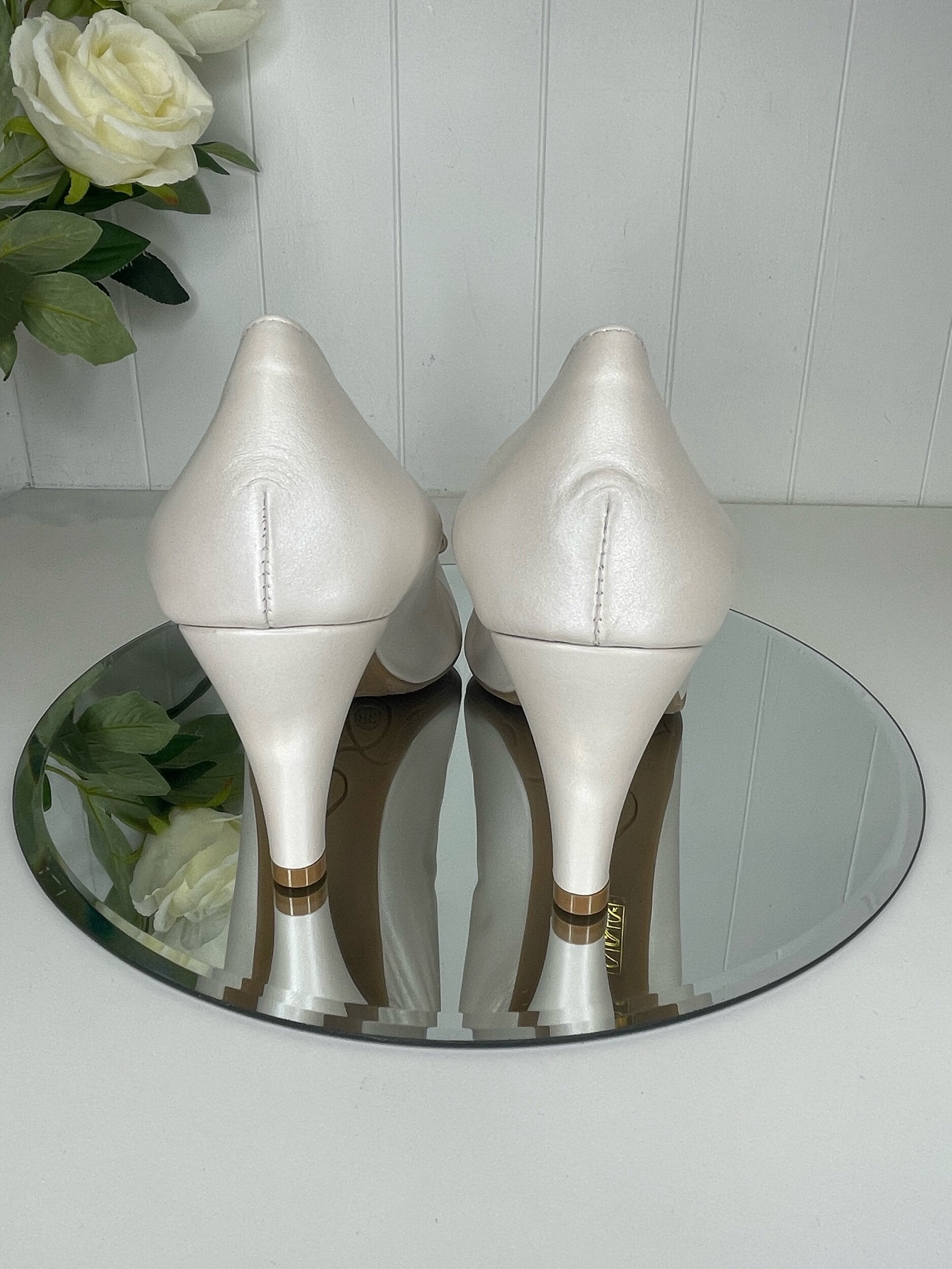 Le Babe Cream High Heel Court Shoe