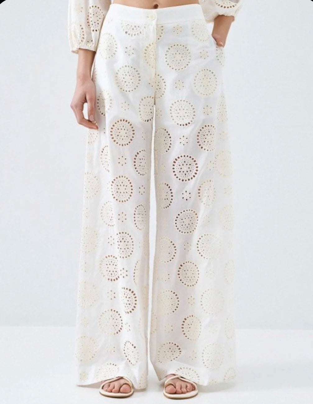 Donna Broderie Co-Ord