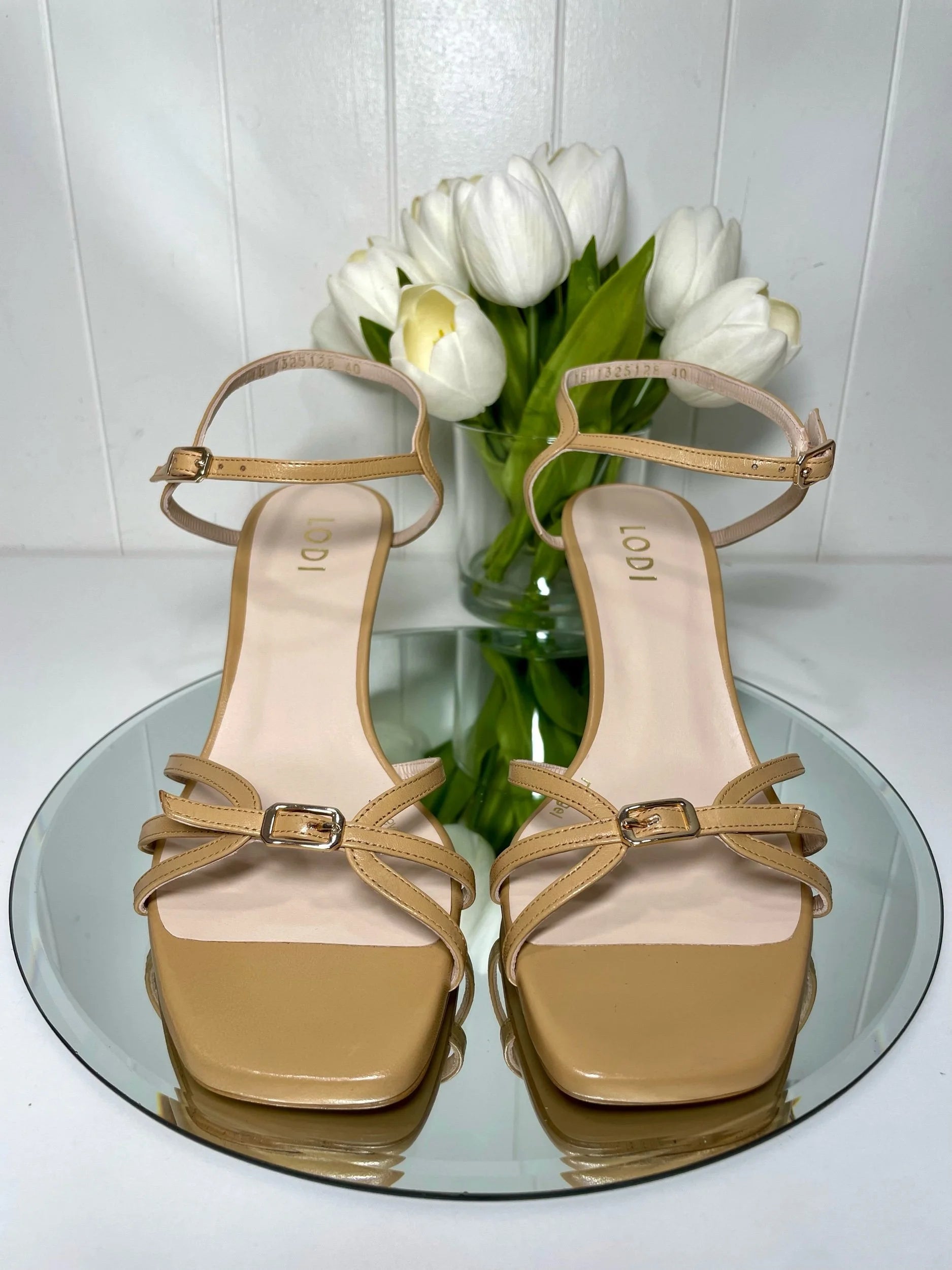 Lodi Luki Camel Sandal Low