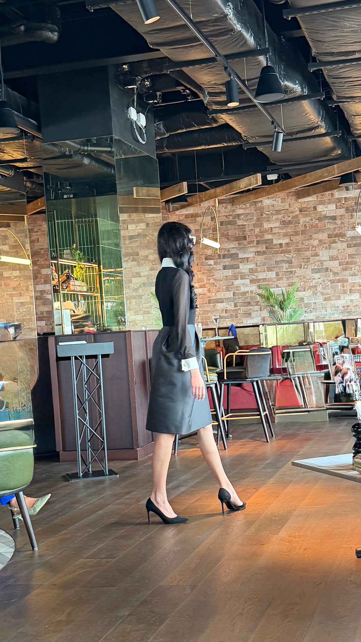 Aura Black Long-Sleeve Collar Dress