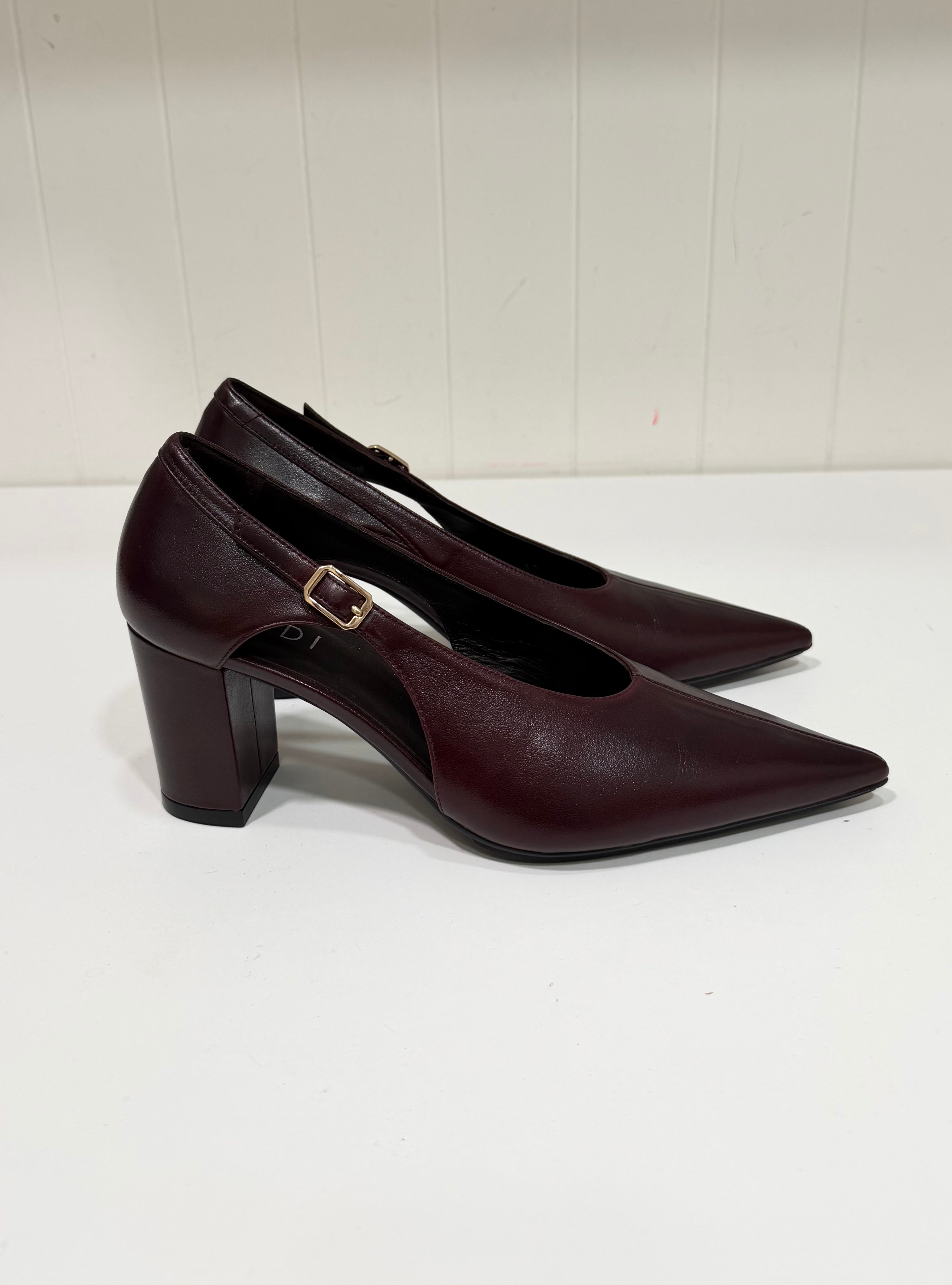 Lodi Nelson Wine Block Court Heel