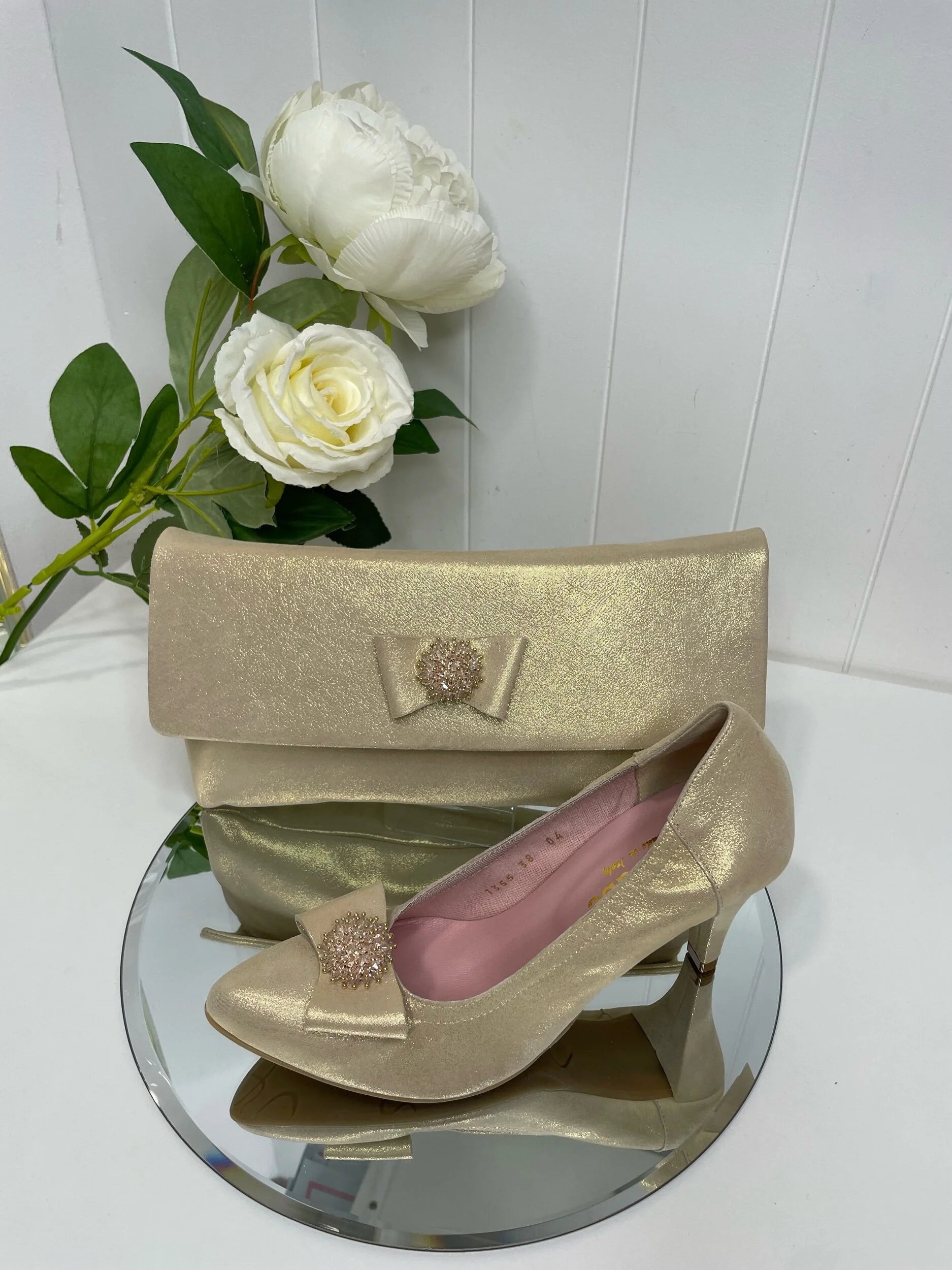 Le Babe Gold High Heel Court Shoe