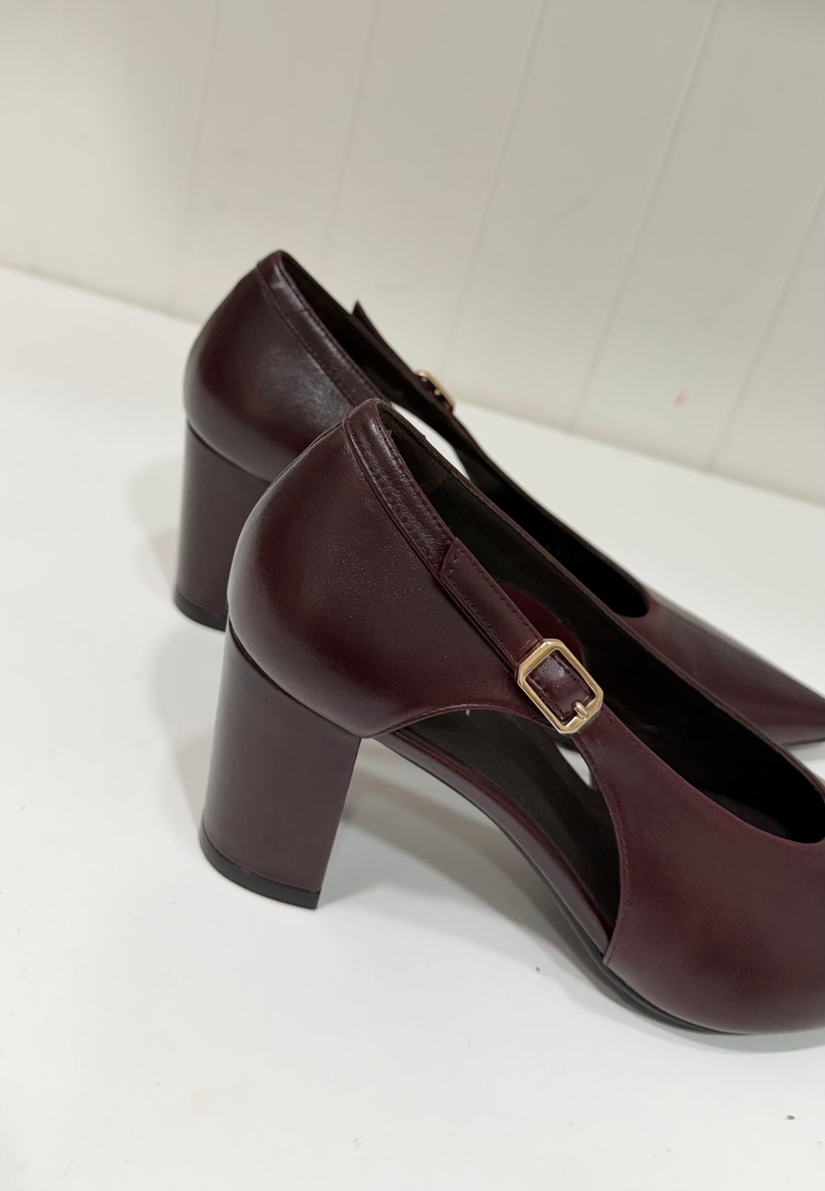 Lodi Nelson Wine Block Court Heel