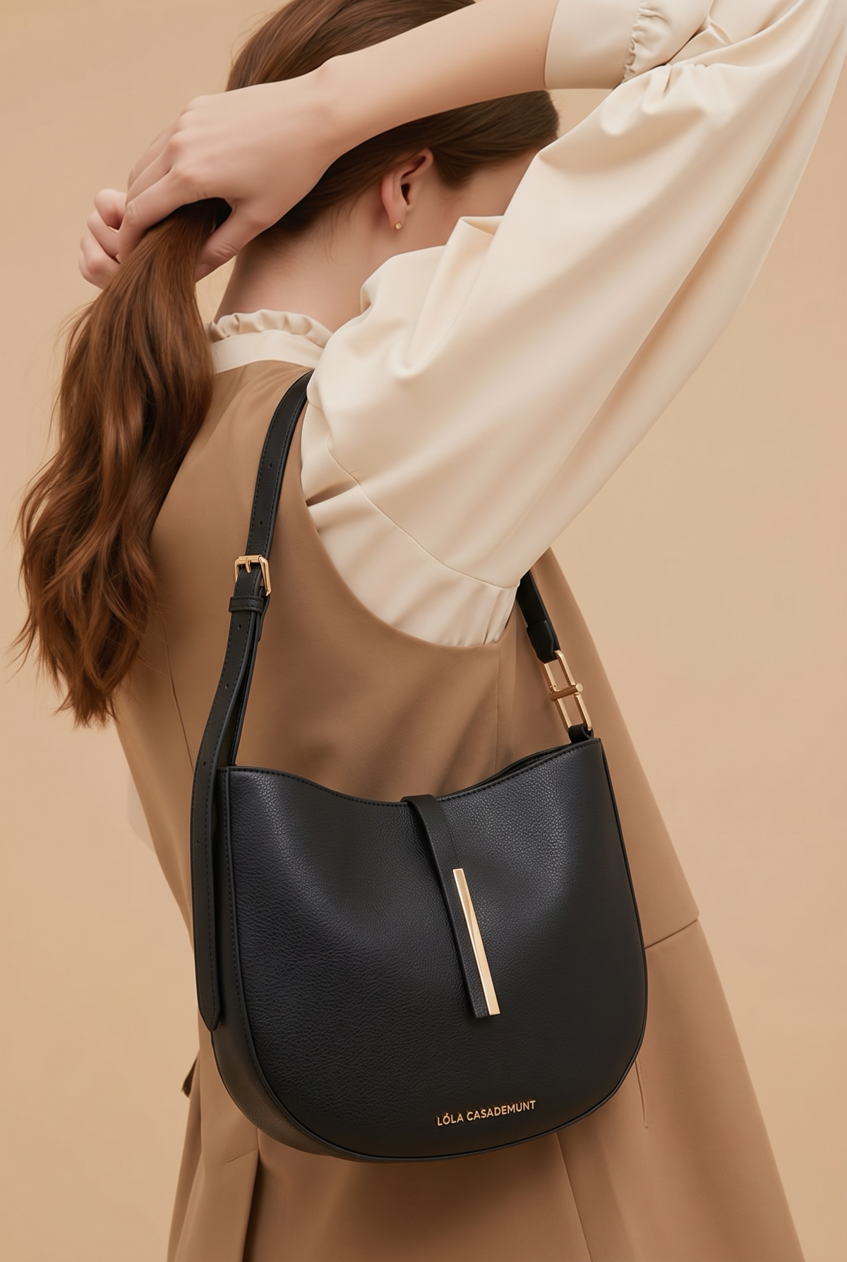 Elara Black Shoulder Bag