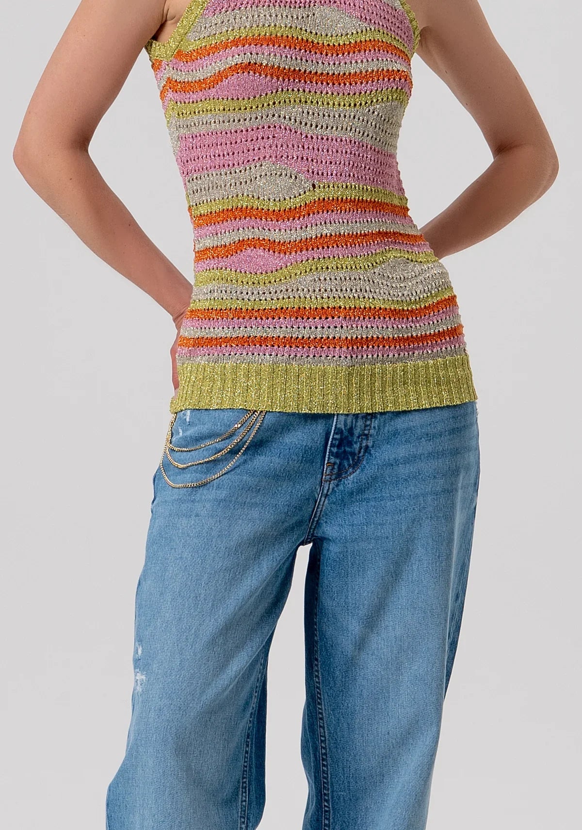 Mid-Wash Wide Leg Jean With Cuff