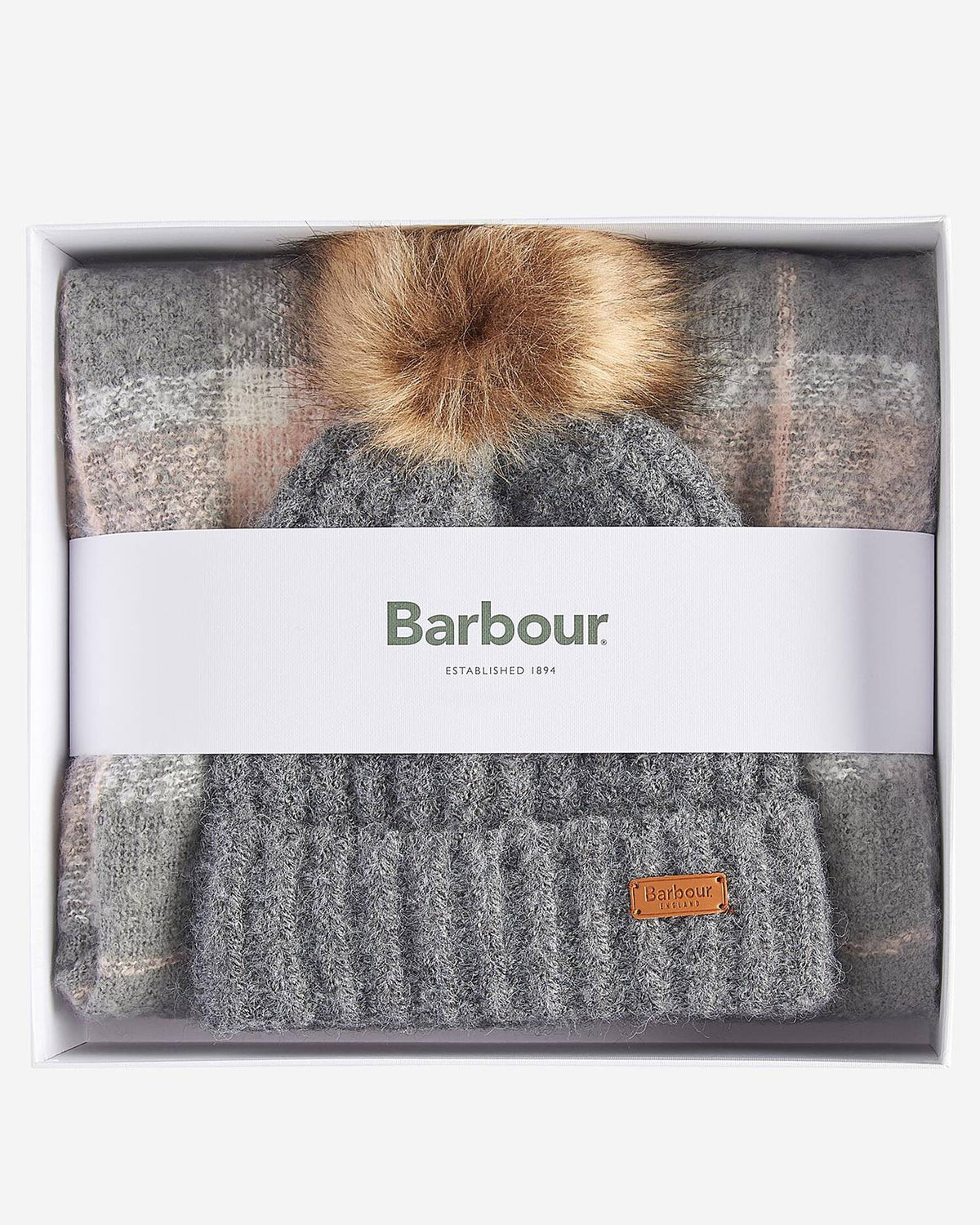 Saltburn Beanie and Scarf Set