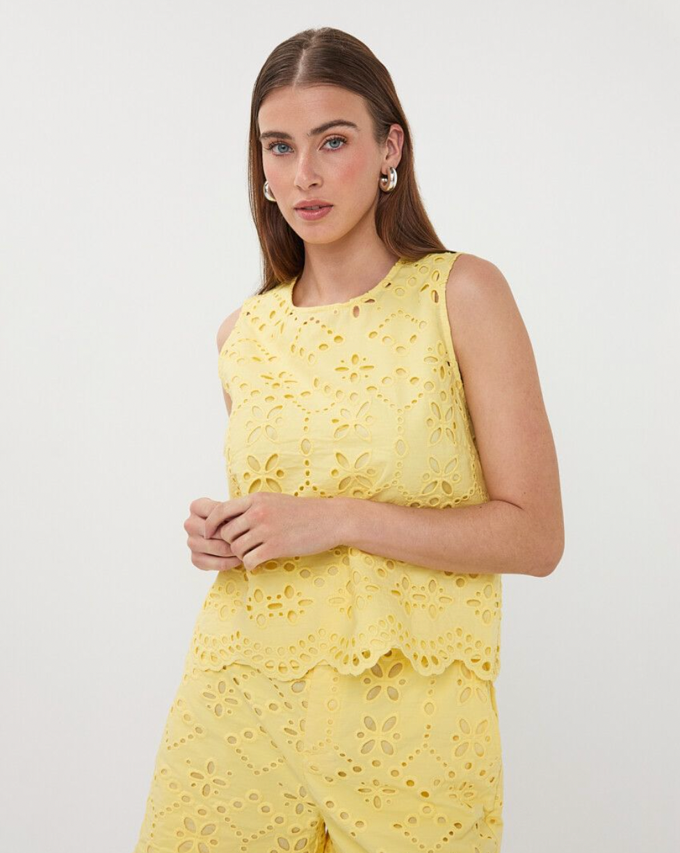 Lola Lemon Broderie Anglaise Top
