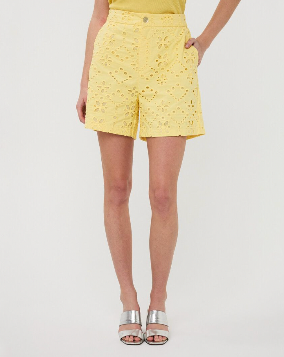 Lara Lemon Broderie Anglaise Shorts