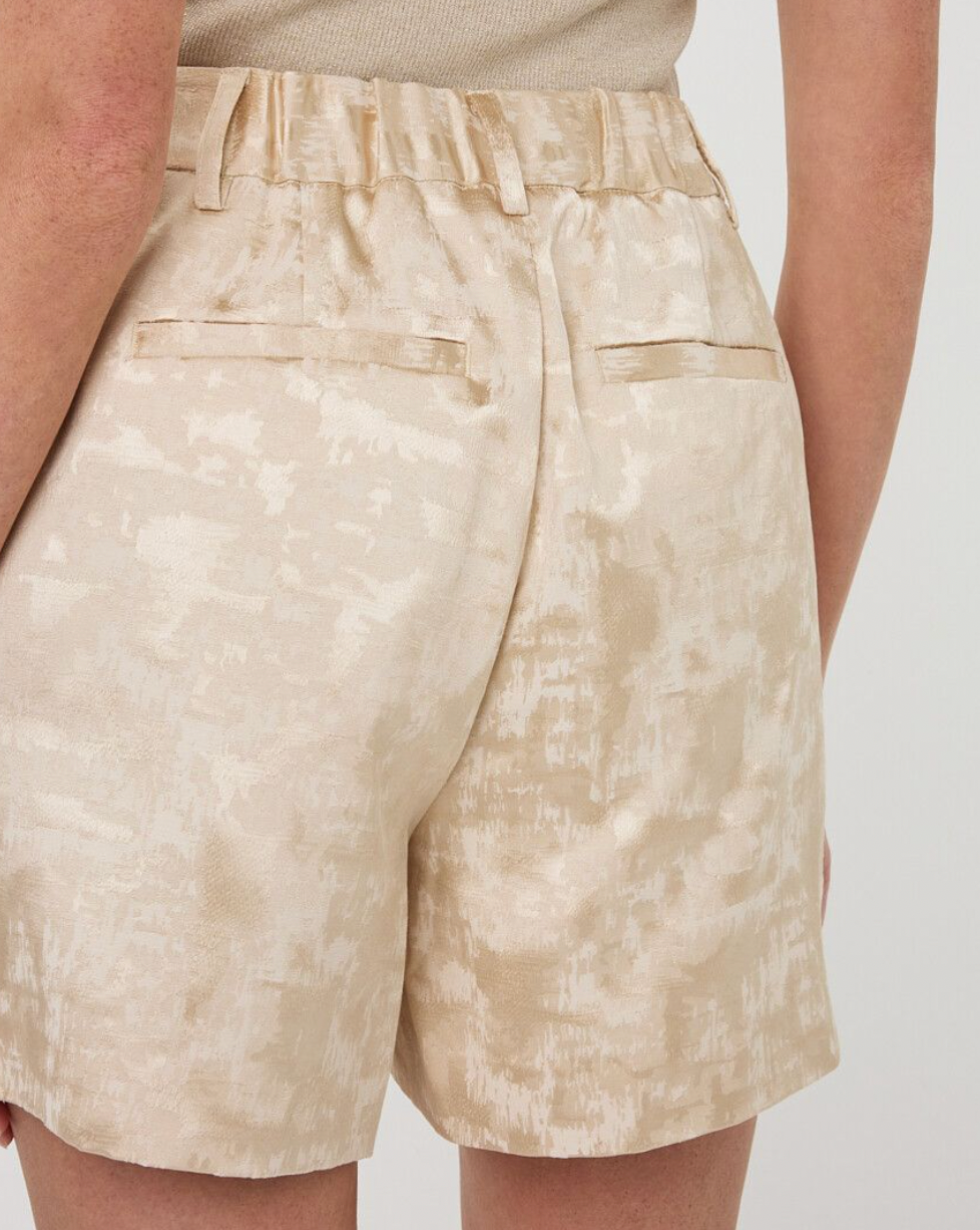 Ellise Beige Shorts