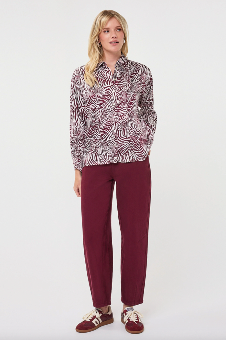 Bailey Merlot Barrel Leg Jean