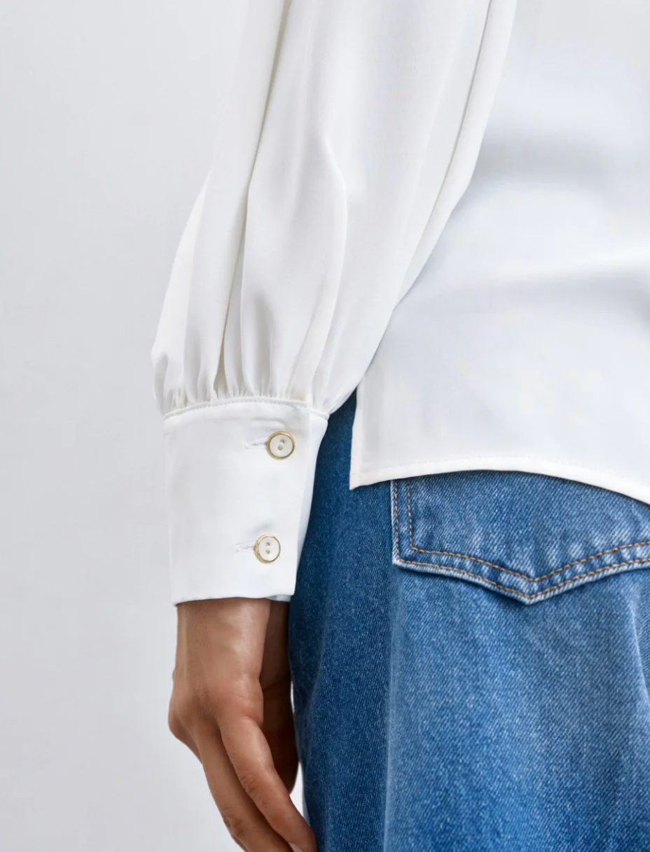 Ali White Decorative Chain Blouse