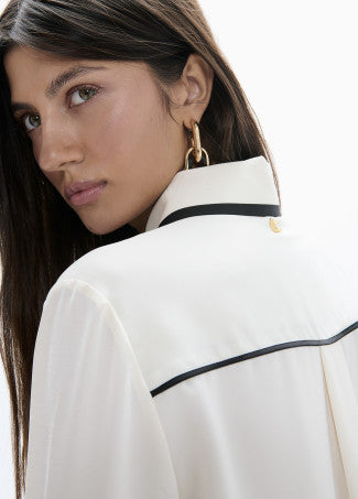 Mila White Classic Pipping Shirt
